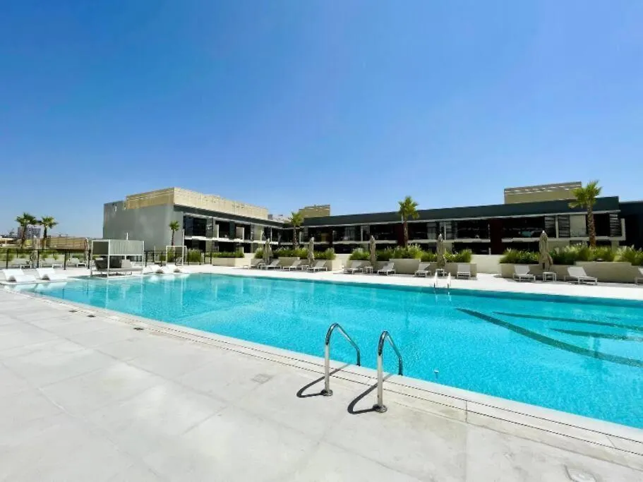 Bright 1Br With Balcony In Binghatti Corner Dubai 0*,